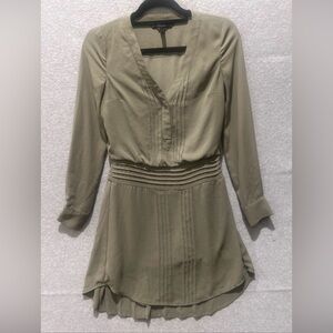 White House Black Market olive green pleated mini shirt dress size 00 EUC